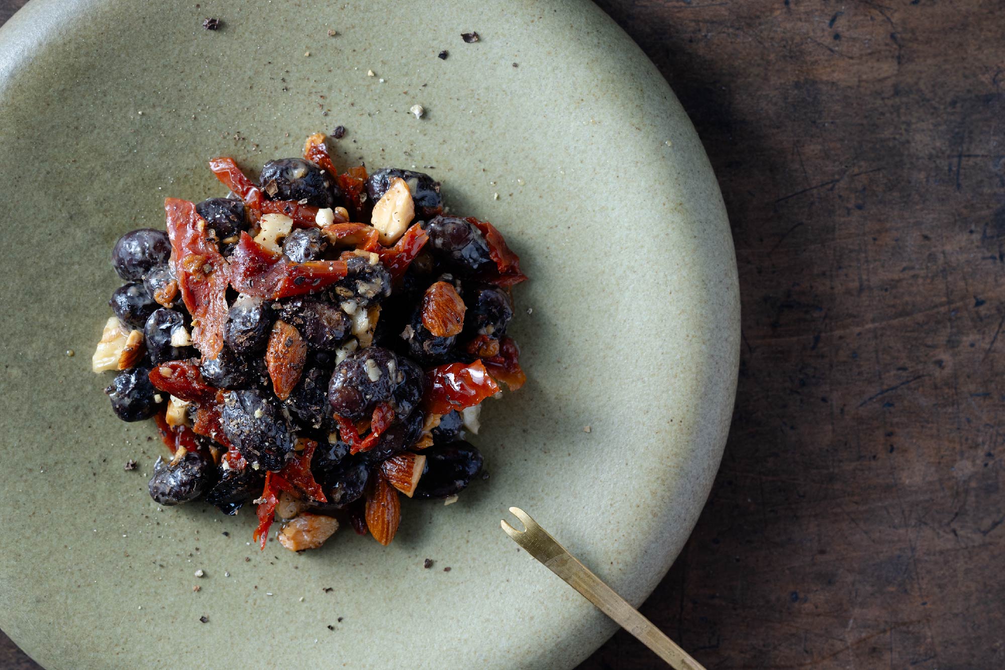 黒豆納豆とドライトマトのオイル和え(所用10分ほど)