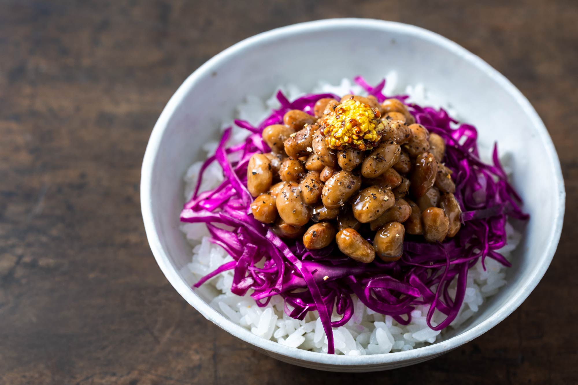 紫キャベツ浅漬けの納豆ごはん（所要10分）